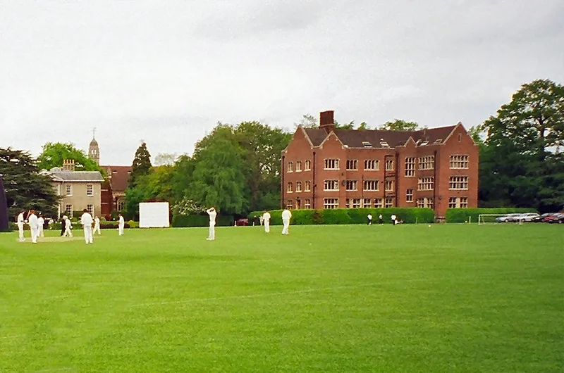 The Leys School, Cambridge, the Methodist boarding school Hitchens attended from about thirteen.