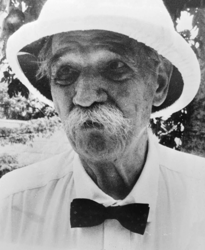 Albert Schweitzer in 1965. Sartre's grandfather Charles Schweitzer was his uncle.