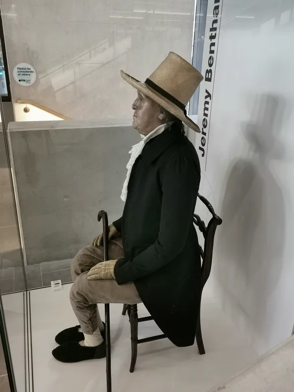 Bentham's auto-icon at University College London.