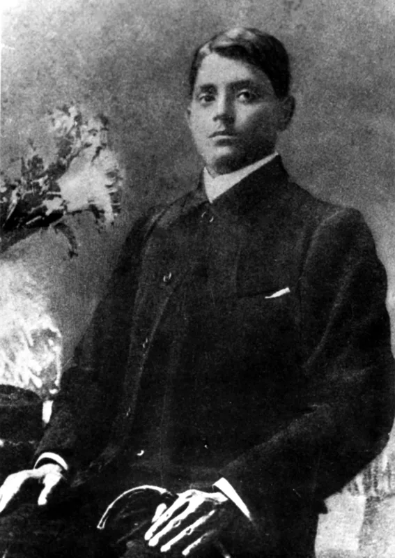 Jatin Mukherji, Roy's leader in the Bengal revolutionary movement, in 1903.