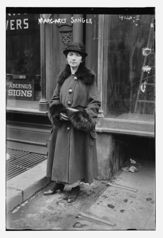 Sanger in January 1917, probably outside the court during the Brownsville clinic trial.
