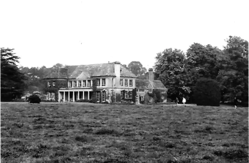 Field Place, near Horsham, Sussex, where he was born in 1792.
