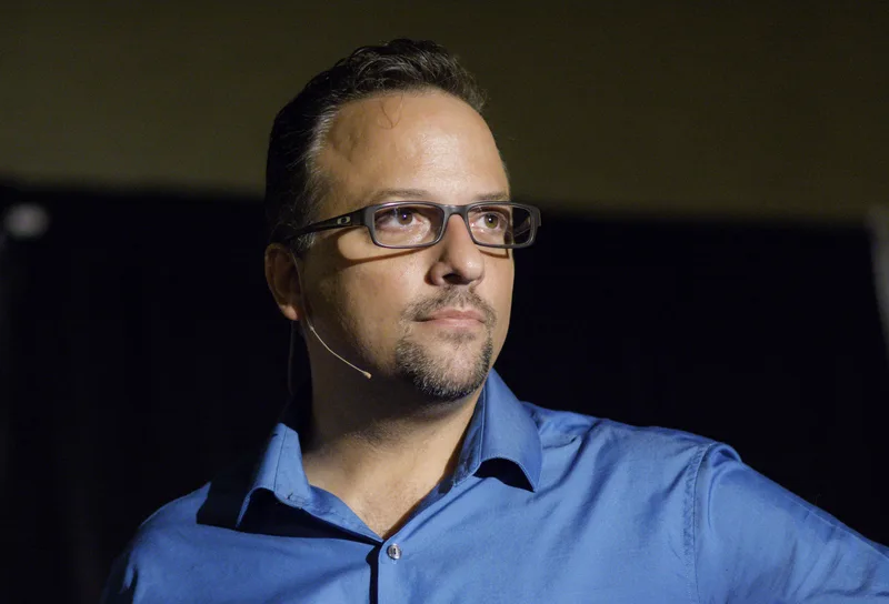 Andrews at Apostacon in 2014.