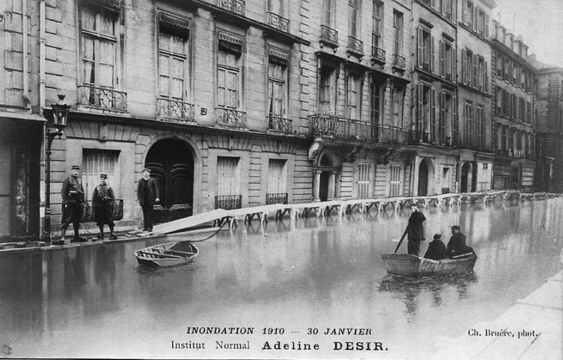 The Cours Désir in the rue Jacob, Paris, during the flood of 1910. Beauvoir went to school there from the age of five.