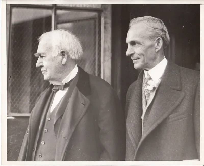 Edison and Henry Ford on Edison's eightieth birthday, 11 February 1927.