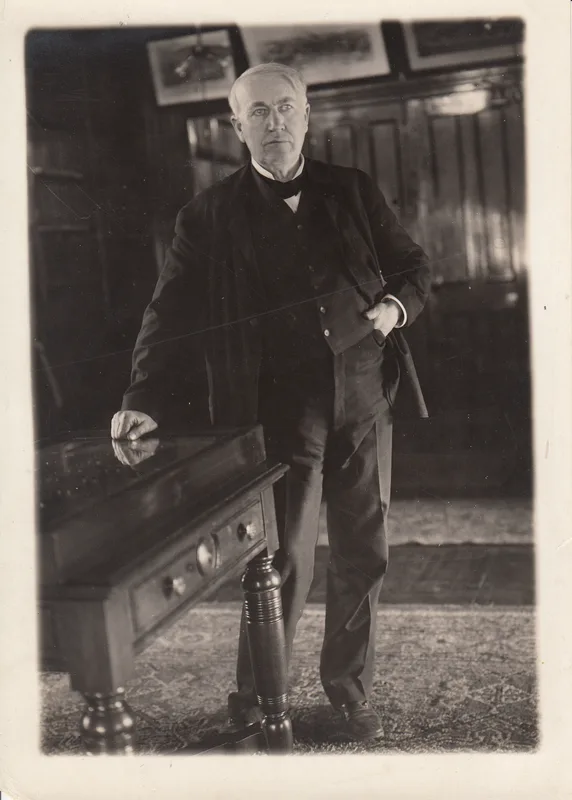 Edison in the West Orange library, November 1920, two weeks after the Scientific American interview.